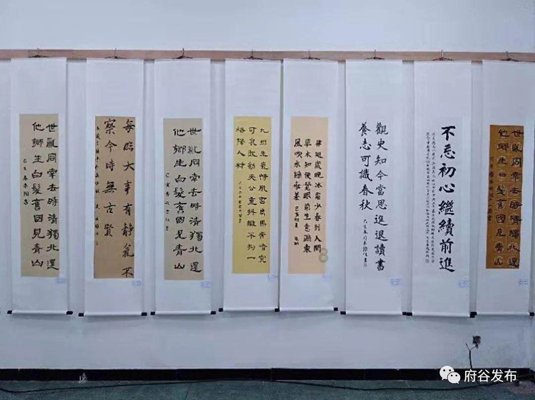 婴儿的肚脐，新手父母该如何护理？在给婴儿洗澡时要注意什么？游戏画面